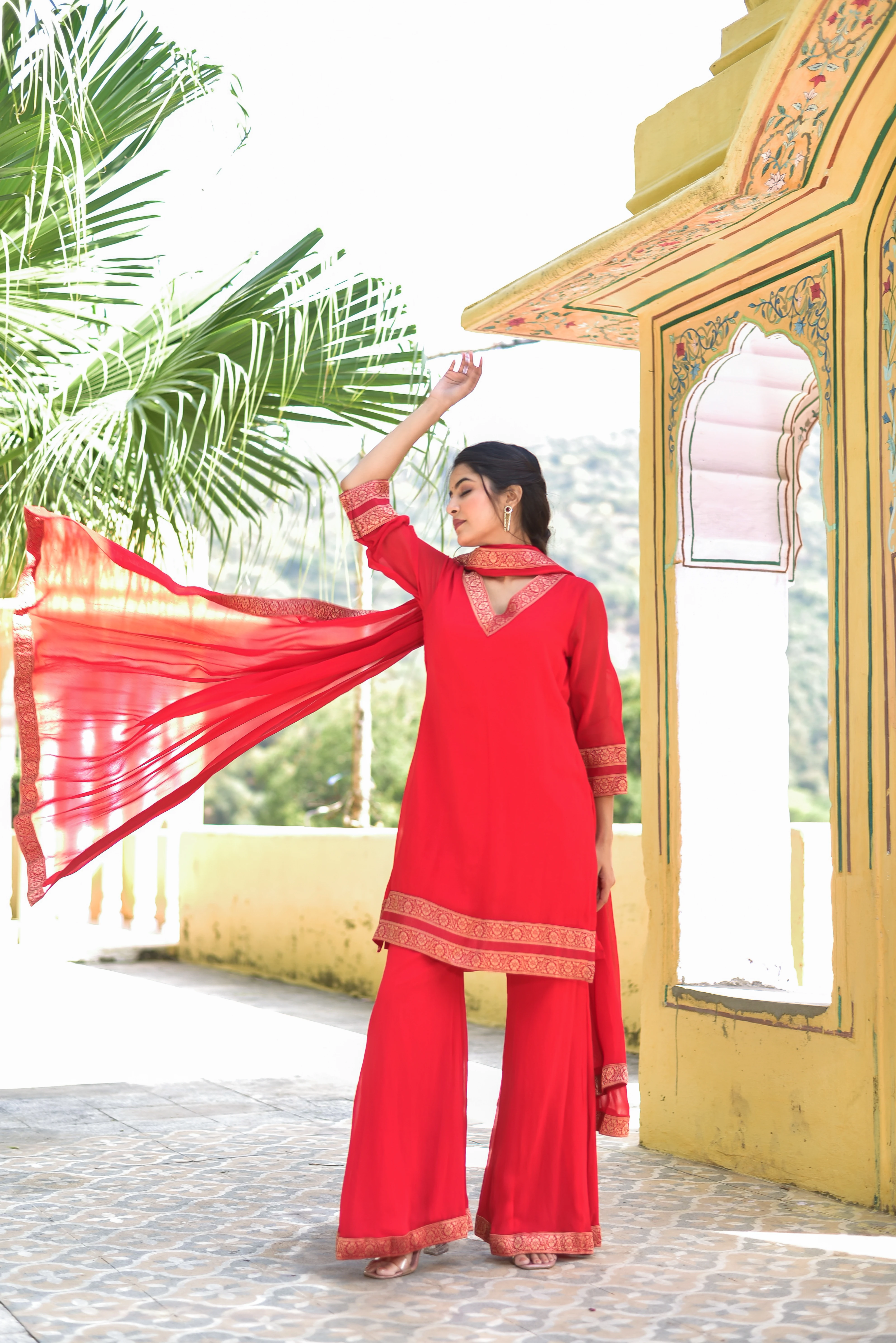 Red_Suit_76_1